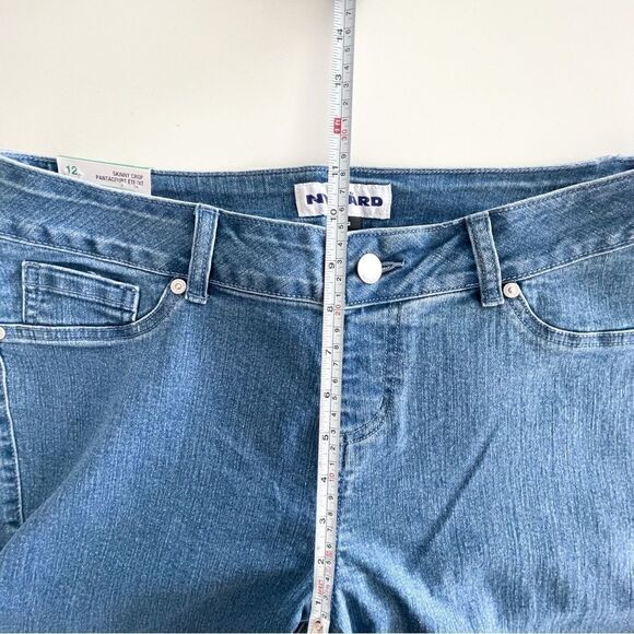 Nygard Jeans Skinny Crop Medium Blue Wash Women's 12 Stretchy NWT - Picture 6 of 9